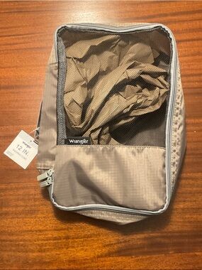 Wrangler Men's Toiletry/Travel Organizer 12 in. Packing Cube Desert Taupe